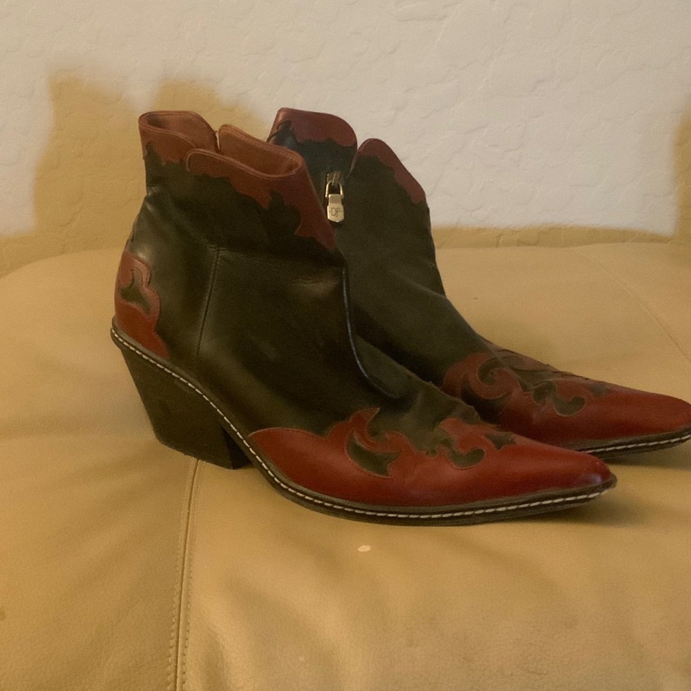 Donald Pliner Red and Black Boots